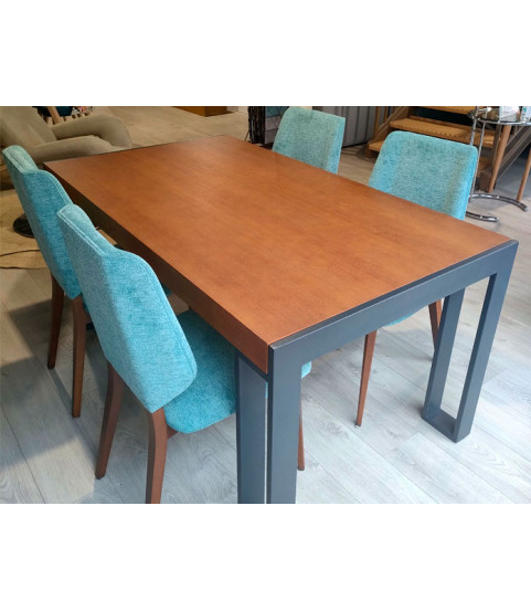 Mesa y Sillas Exposición 1 en Muebles Valencia