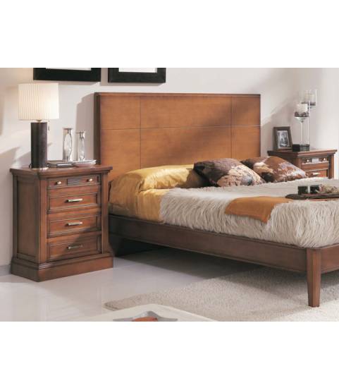 cabecero de madera con mesitas color cerezo