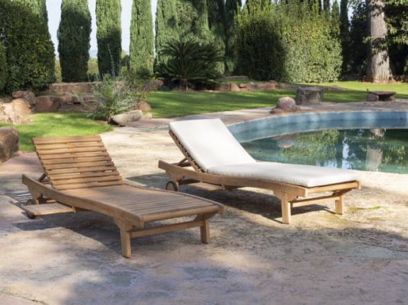 tumbona de madera